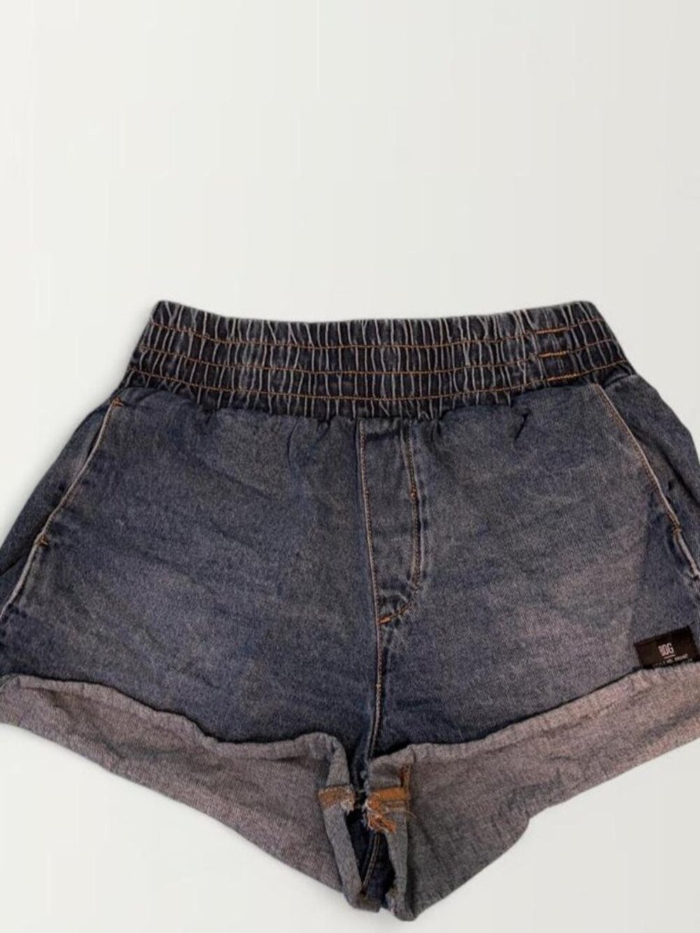 Urban Outfitters BDG blue denim shorts with elastic waistband - SIZE M